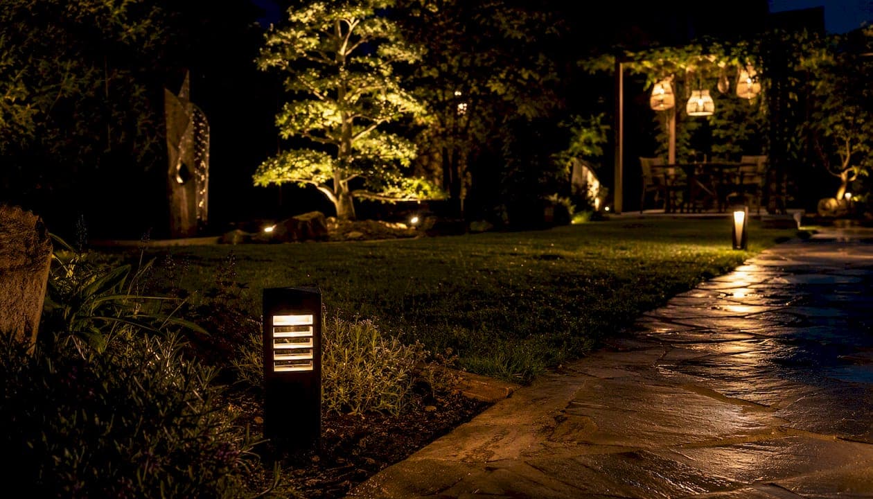 Landscape Lighting Types: Pick the Right Fixtures