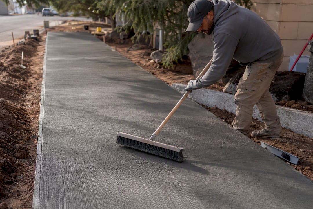 What Is Broom Finish Concrete and When Should You Use It?