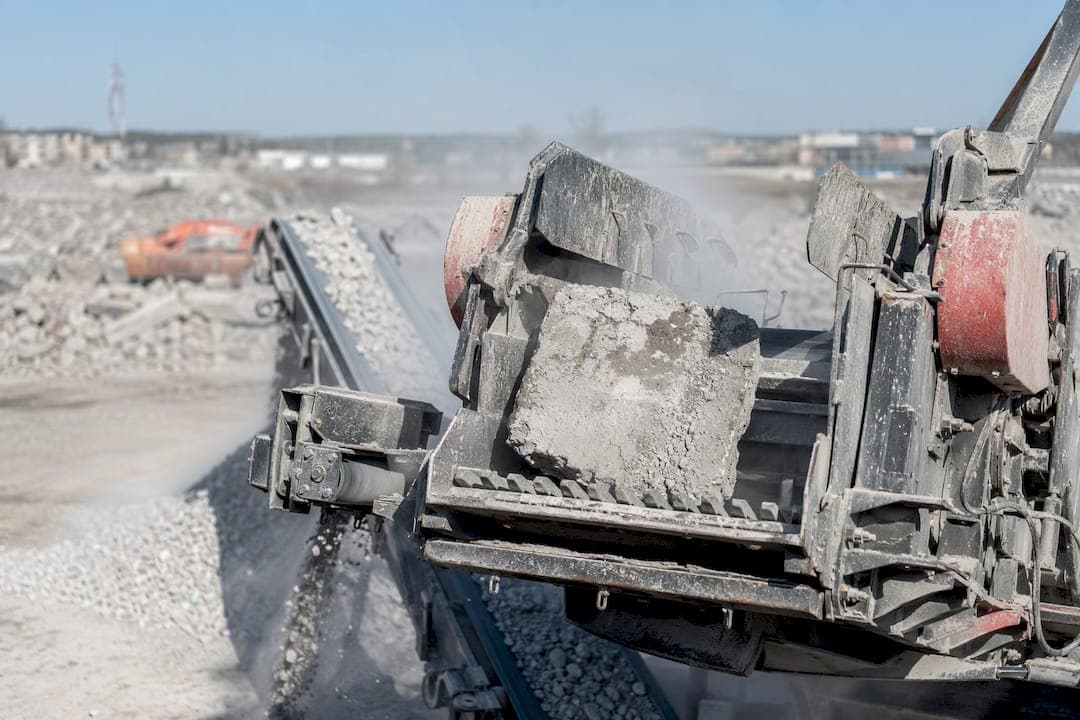 U.S. Concrete Disposal for Contractors: EPA Rules & When Crushing Wins