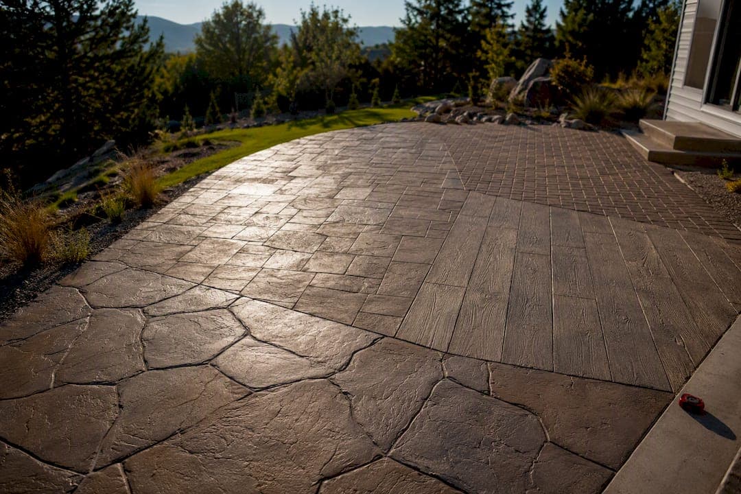 5 Stamped Concrete Pattern Families for Homeowners: Contractor Checks
